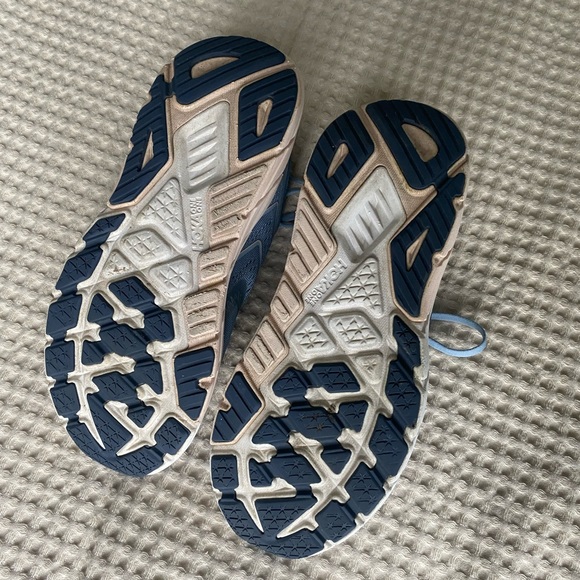 Arahi 5 hokas - Picture 8 of 8